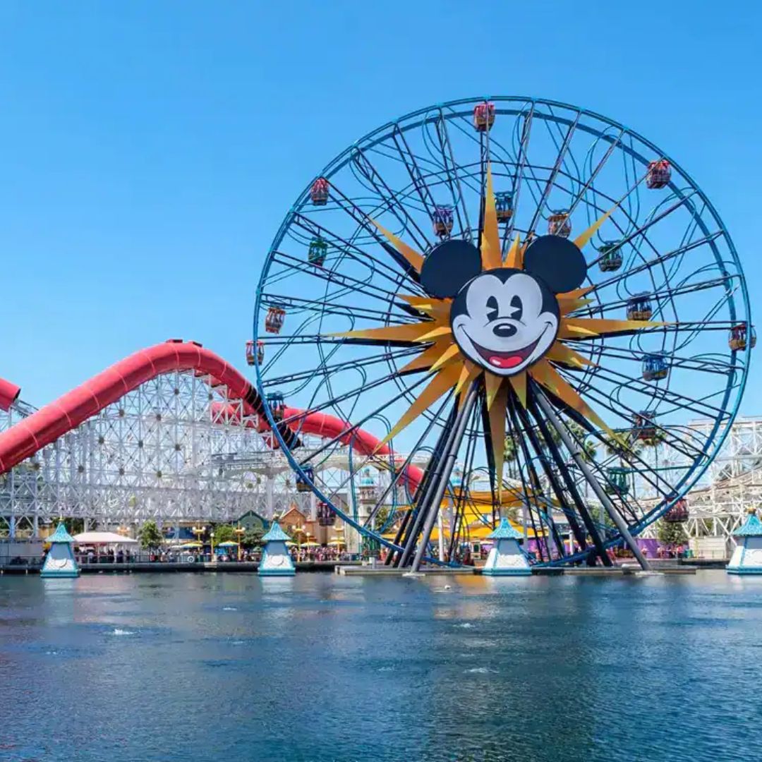 Disneyland Orlando — Paquete Mágico Familiar - Imagen 2
